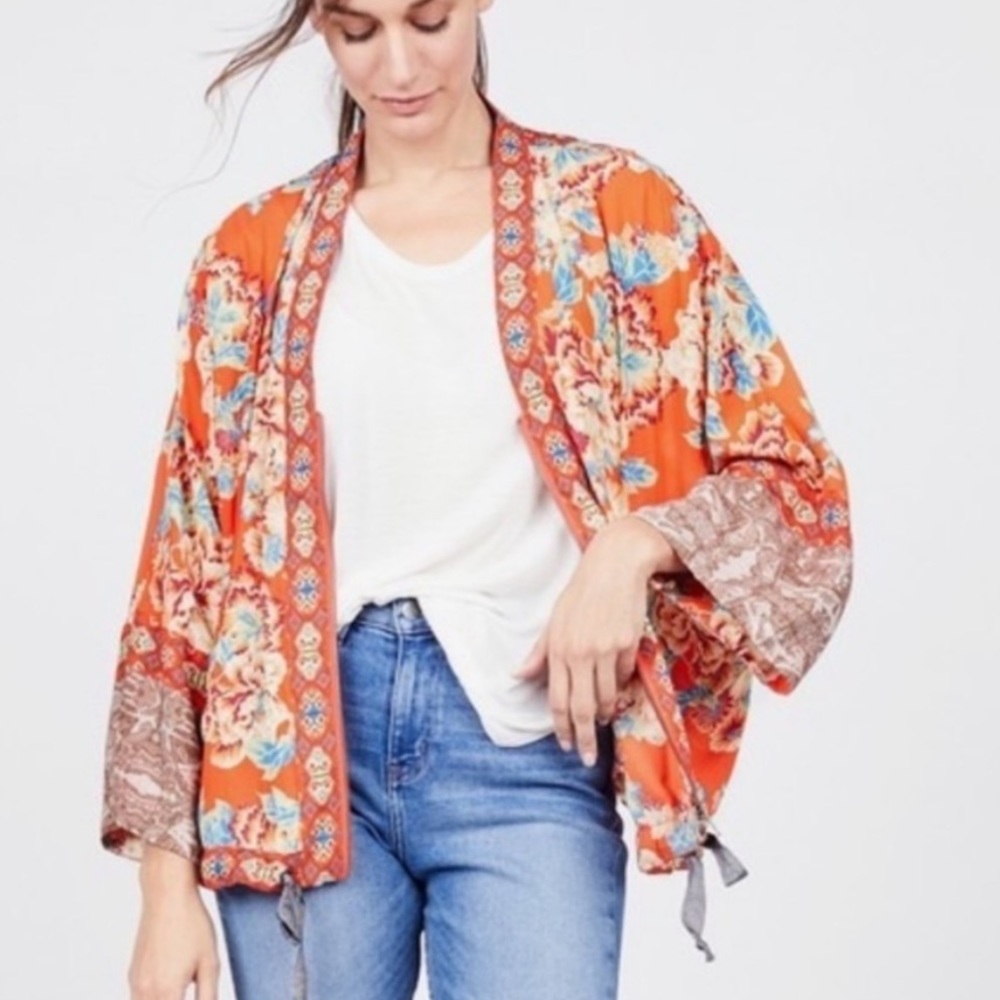 Free People Bohemian orange & floral patterned jacket/cardigan w front zipper.